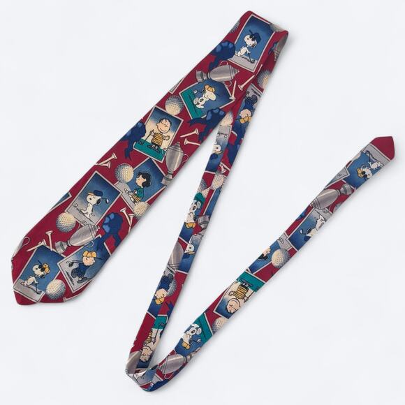 Peanuts Snoopy & Friends Tee Time Golf Themed Men's Neck‎ Tie 100% Silk - Picture 2 of 7